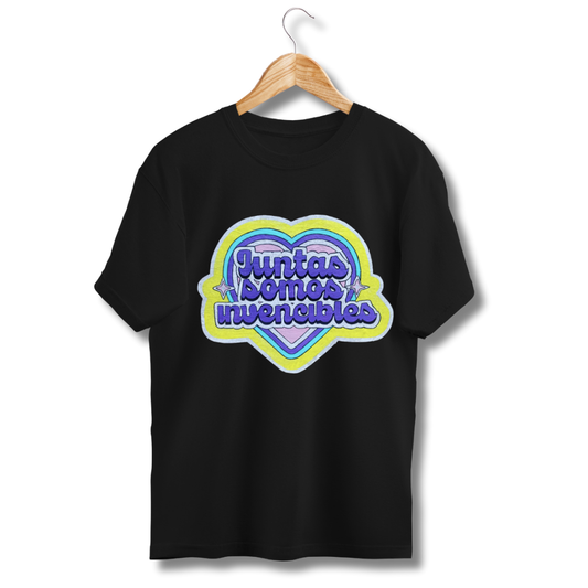 Camiseta "Juntas somos invencibles"